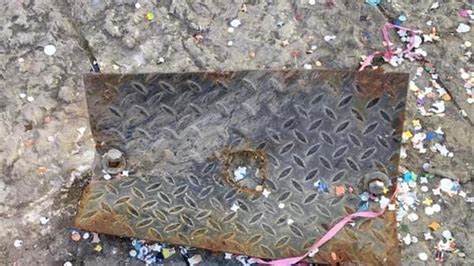 Bagheria Raid Omofobo Sparita La Targa Dedicata Ai Due Ragazzi Gay Uccisi A Giarre Nel 1980