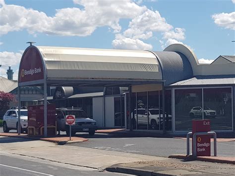 Bendigo Bank Cnr Pakington And Aberdeen St Geelong Vic 3218 Australia
