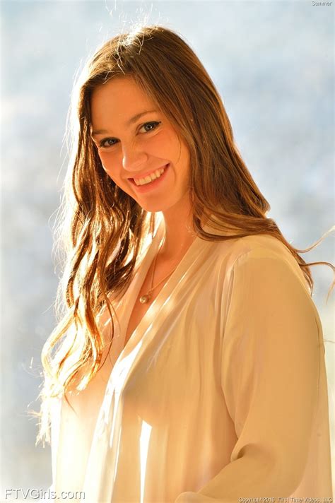 Breathtaking Brunette Summer Bares Her Natural Juggs And Trimmed Pussy CoedCherry