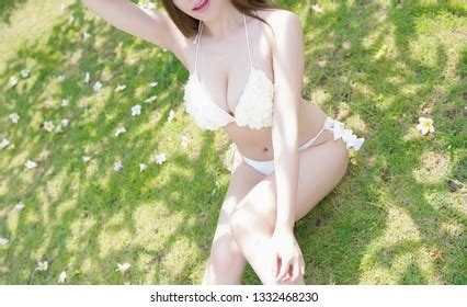 968 Naked Women Big Boobs Tits Images Stock Photos 3D Objects Vectors Shutterstock