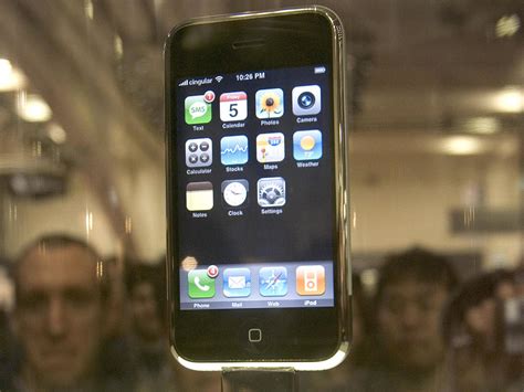 It Had Us At Hello The Iphone Turns 10 Cbs News