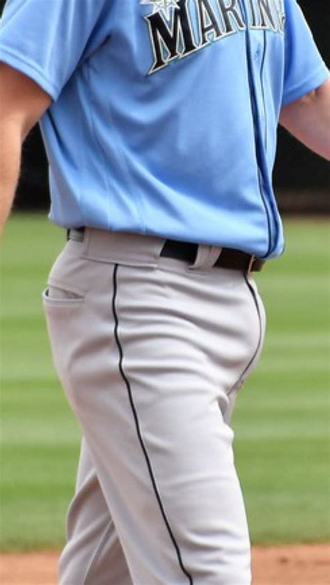 Gay Ball On Twitter Jantzen Witte Is Packing Huge For The Mariners Mmmmm