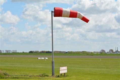 Windsock Pole Supplier in UAE | Windsock with Stand | Windsock Pole