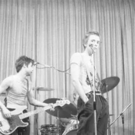 Quando I Sex Pistols Indicarono La Via A Joe Strummer Radiofreccia