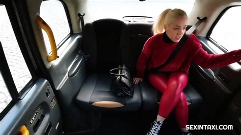 A Robbed Blonde Needs A Hug And Something More Liz Rainbow