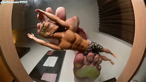 Fast And Slow Glass CRUSH Brook Tramples Shrunken Man MOV Amateur Soles Giantess And