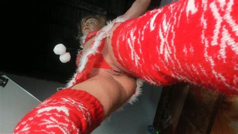 Upskirt In Holiday Lingerie Lola Clips Sale