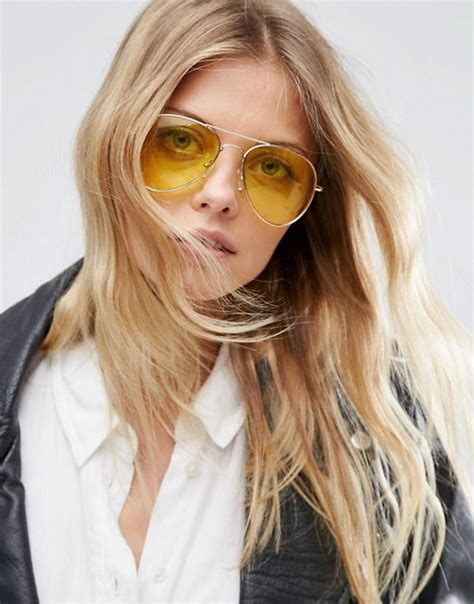 Falls Biggest Sunglass Trend Is The Light Tint Glass — And Its Giving