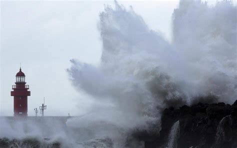 Giappone Arriva Il Tifone Nanmadol Evacuazioni Di Massa