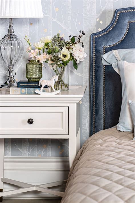 Прикроватная тумба классическая от Dantone Home | Идеи для мебели ...