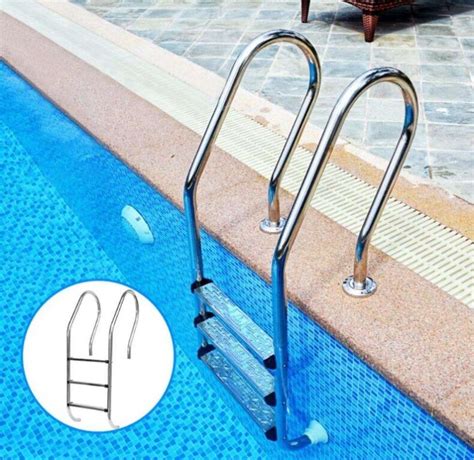 Как называется лестница для спуска в бассейн