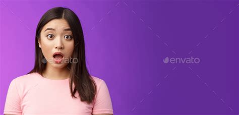 Close Up Shocked Gasping Impressed Asian Brunette Drop Jaw Stare Camera Impresssed Very