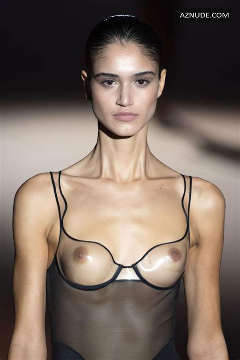 CLAUDIA MARTIN Nude AZNude