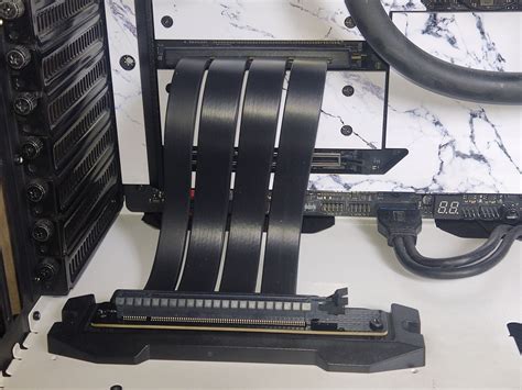 Райзер-кабель PHANTEKS Flat Line Gen 4.0 PCI-E x16 220мм 90град. PH ...