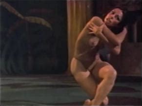 LA MUJER PERFECTA NUDE SCENES AZNude