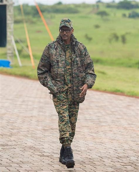 Portrait De Lactuel Pr Sident Batisseur De Rwanda Paul Kagame