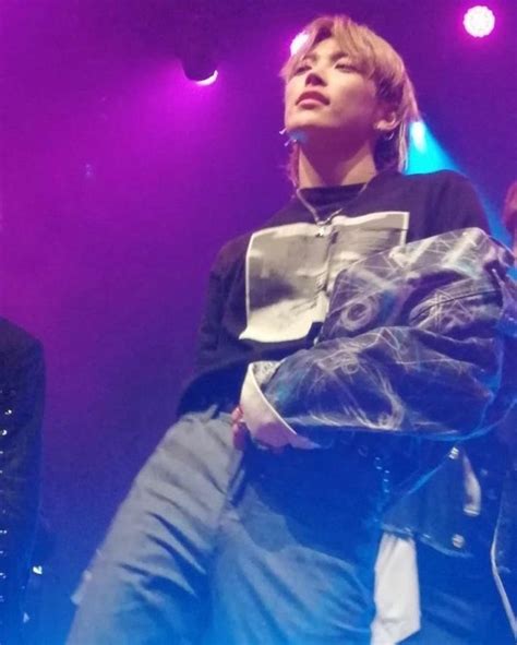 Pin By Elise On ATEEZ Hongjoong You Re Gay Kim Hongjoong Girls Dream