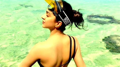 Hot Kiara Advani Bikini Images Sexy Pictures HotsArena Worlds Best Models And Actress Network