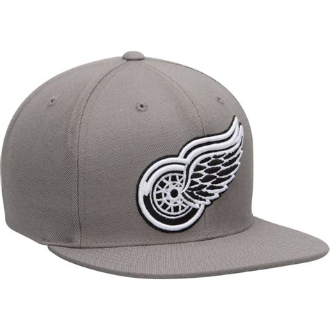 Mens Detroit Red Wings Mitchell And Ness Gray Logo Series Snapback Hat