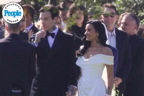 All the Details on Demi Lovato's Classic Wedding Dress (and Her Pearl ...