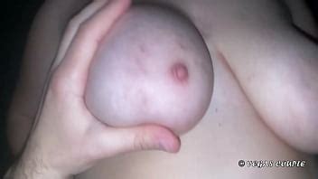 Esposa gordita de grandes tetas monta vaquera y es follada por detrás XVIDEOS