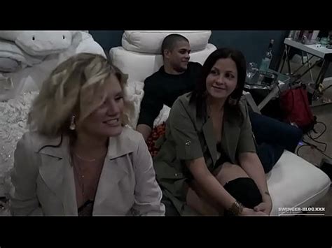 Milfs Calientes Lamiendo Y Follando En Una Fiesta Swinger Amateur Xvideos