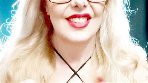 Closeup Djarum Black French Inhales Lady Smoker Milf Clips Sale