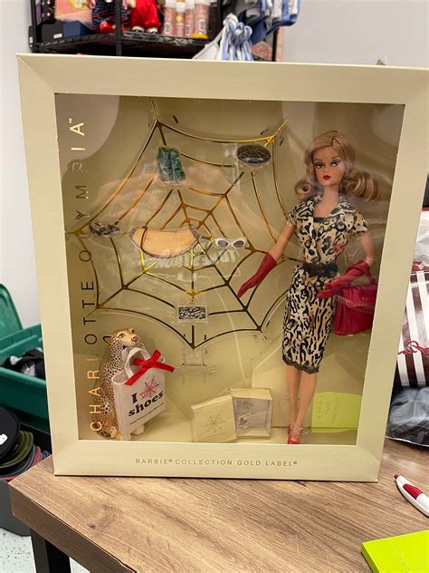 Barbie Collection 2015 Gold Label Silkstone Charlotte Olympia Barbie