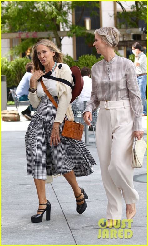Sarah Jessica Parker Cynthia Nixon Film First Scenes For Sex The City Reboot And Just