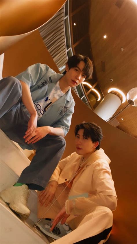 Pin On Firstkhaotung Gmmtv Actors Cute Gay Couples Actors