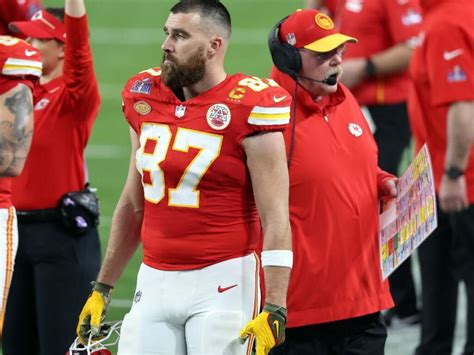 Why Travis Kelce Was Yelling At Coach At Super Bowl