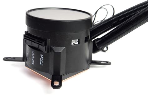 Thermaltake Toughliquid 360 ARGB Sync im Test: RGB-Controller ...