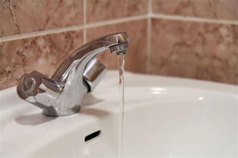 Сантехник ...: Как очистить от хлора воду из-под крана