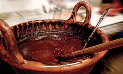 Mole En Cazuela De Barro Beneficios Y Cómo Prepararlo Correctamente