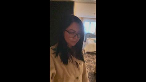 Shione Cooper Busty Milf Shione Cooper Make Selfie Video By Her Mobilephone