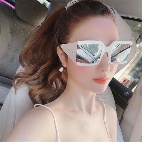 KÍNH MÁT HOT GIRL SIÊU SANG CHẢNH Shopee Việt Nam