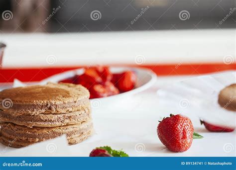 Naked Layer Cake Stock Image Image Of Icing Beautiful