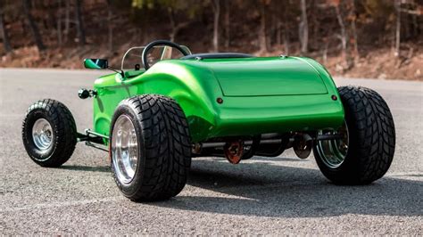 Este Ford 1934 hot rod en miniatura funciona y es increíble