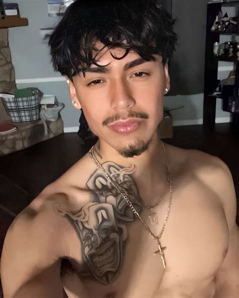 Pin By On My Love Attractive Guys Just Beautiful Men Hot Mexican Men