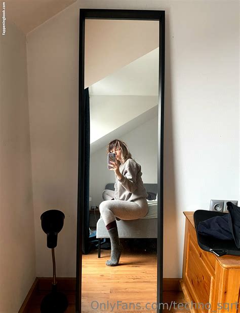 Techno Sqrt Nude OnlyFans Leaks Fappening FappeningBook