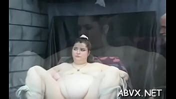 Une Femme De Chambre Chic Se Masturbe Avec Un Outil Sexuel Xvideos