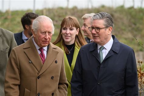 King ‘to Host Political Leaders At Windsor Castle The Standard