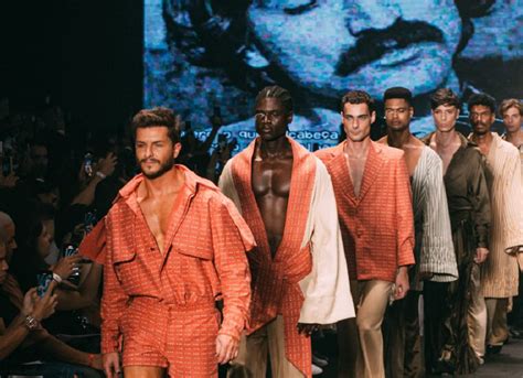 São Paulo Fashion Week transforma capital paulista em coração pulsante da moda na América Latina