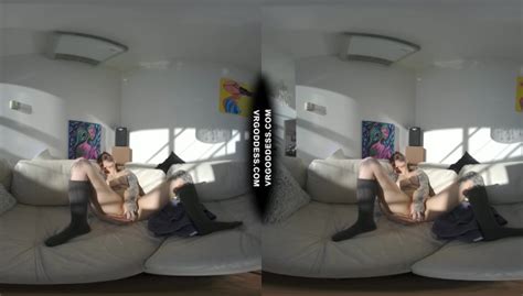 Double Pussy Dildo Gets Stuck Inside Dvp Dpp Hole Stretching Fetish Video Vr Porn Video