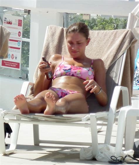 Zara Mcdermott Sexy By Paparazzi On The Beach In A Bikini Photos