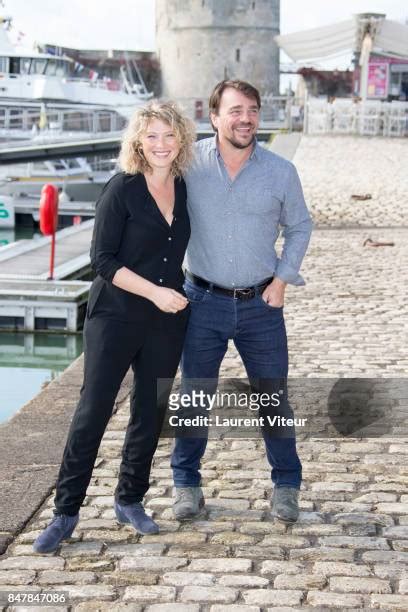 9 Hot Sexy Cecile Bois Bikini Pics