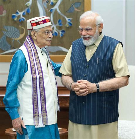 Narendra Modi Expresses Gratitude To Murli Manohar Joshi For Guidance