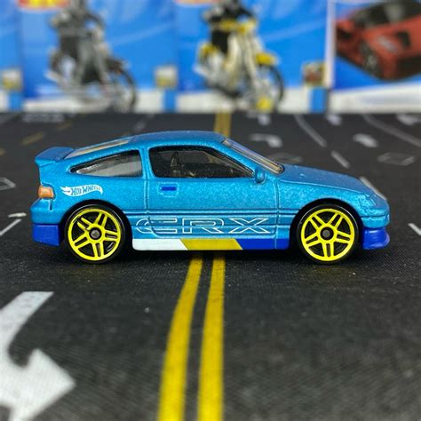 Xe mô hình Hot Wheels không hộp HONDA CRX Blue tỉ lệ Shopee Việt Nam