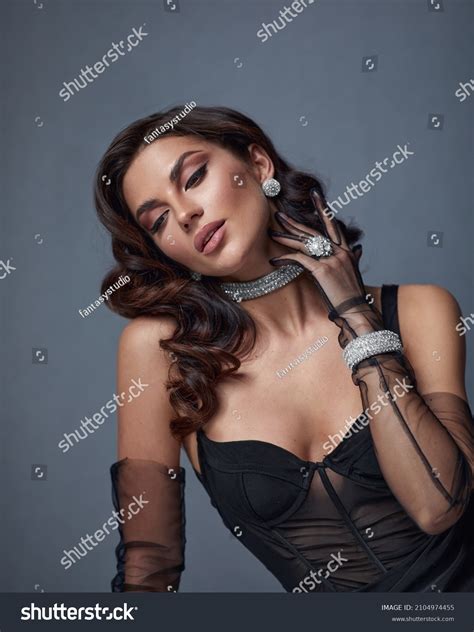 1 230 568 Sexy Brunette Girl Images Stock Photos Vectors Shutterstock