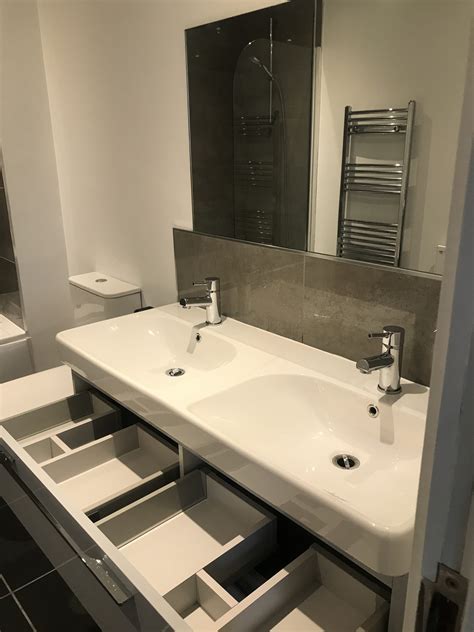 Pro tiler blisworth services are in high demand for local home renovations 9